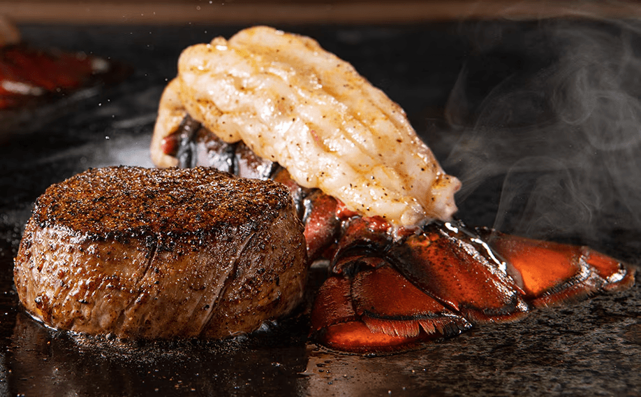 6 oz. Flo’s Filet®* with 4 oz. Lobster Tail 6 oz. Flo’s Filet®* with 4 oz. Lobster Tail